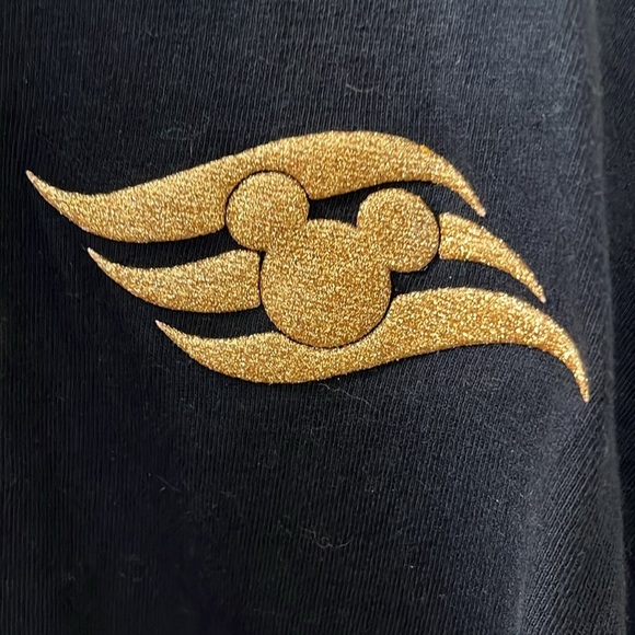 🆕 Disney Cruiseline Jersey Gold Glitter Puffed Graphics Size M - Picture 4 of 13